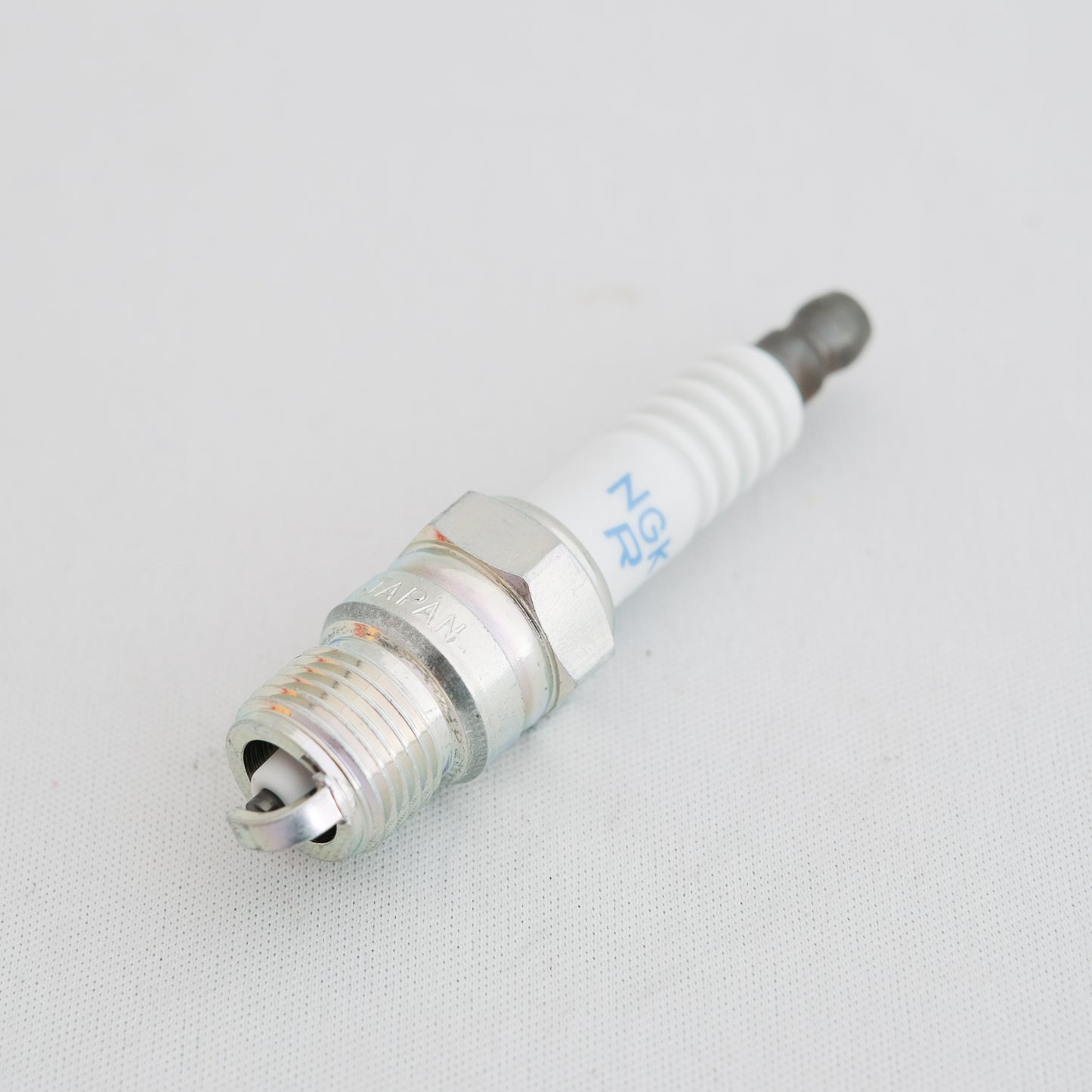 Bedford CF Spark Plug Set - x4 Plugs for 1.8L and 2.3L Slant Engine