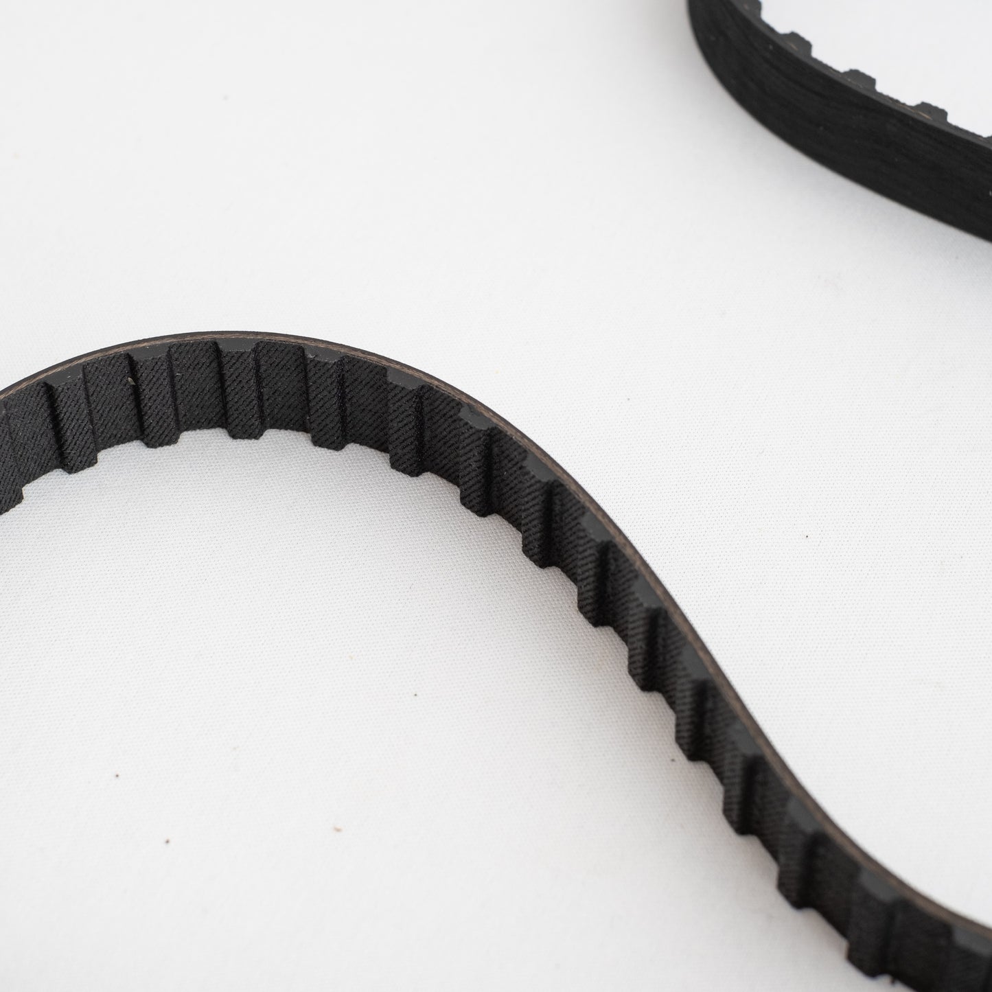 Cam / Timing belt